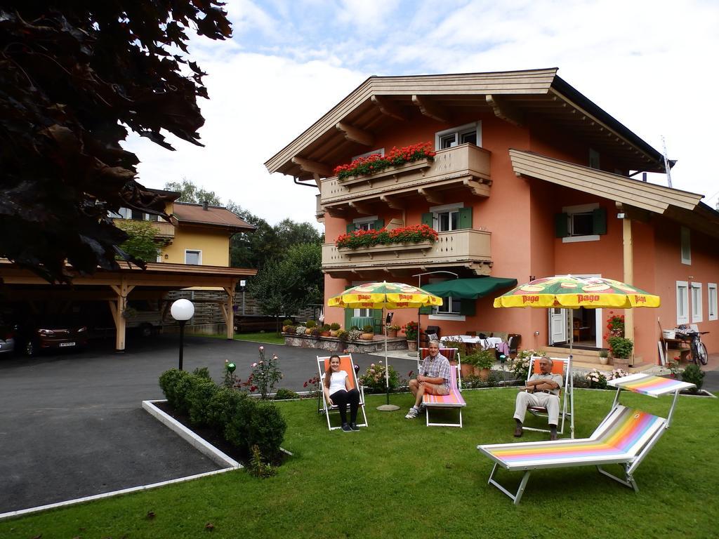 Haus Senoner Bed & Breakfast Kitzbuhel Exterior photo